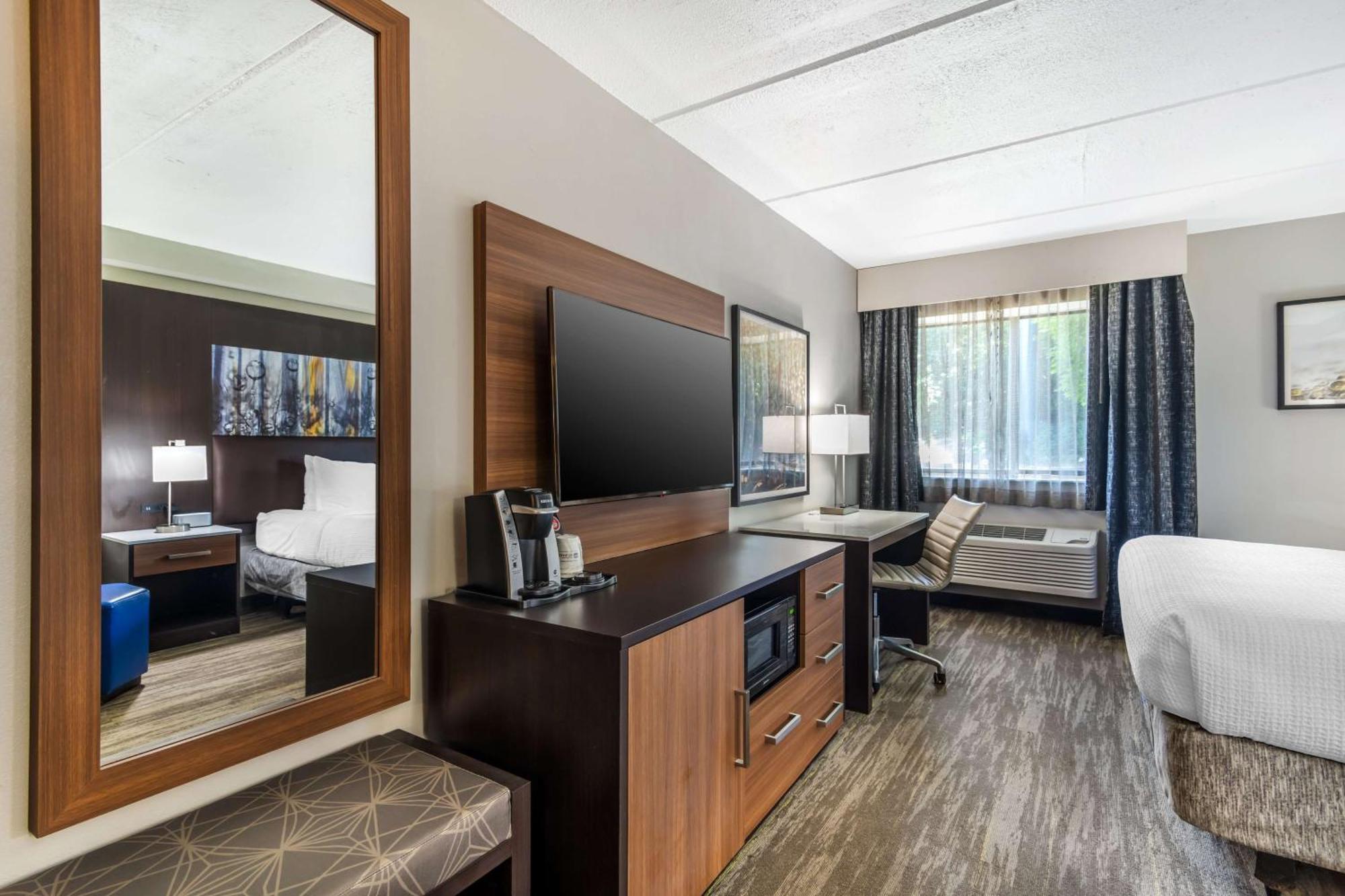 Best Western Atlanta-Marietta Ballpark Hotel Waterford Exterior foto
